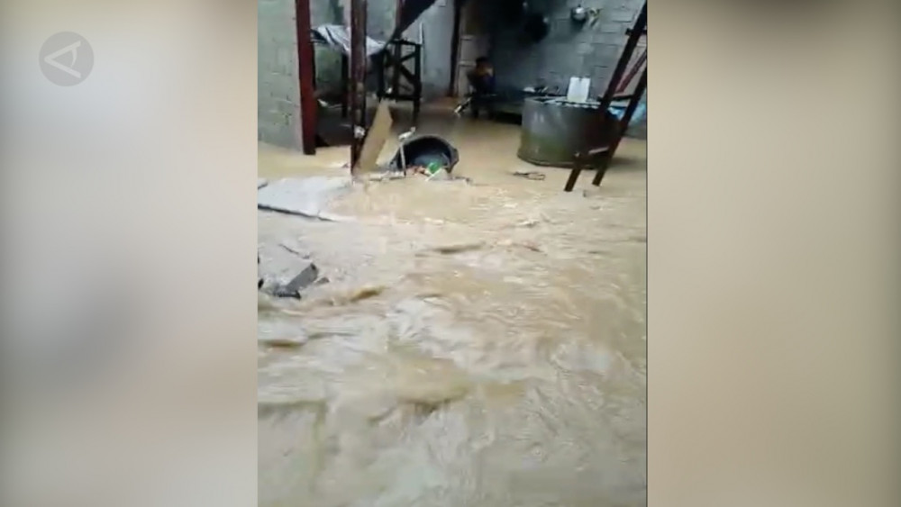 Ratusan rumah warga di Kabupaten Pulau Morotai terendam banjir - ANTARA News