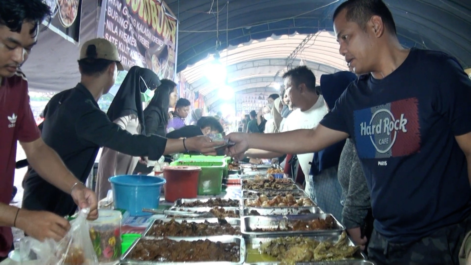 Pasar Wadai Ramadhan 1445 H di Palangka Raya berlangsung di 7 lokasi - ANTARA News