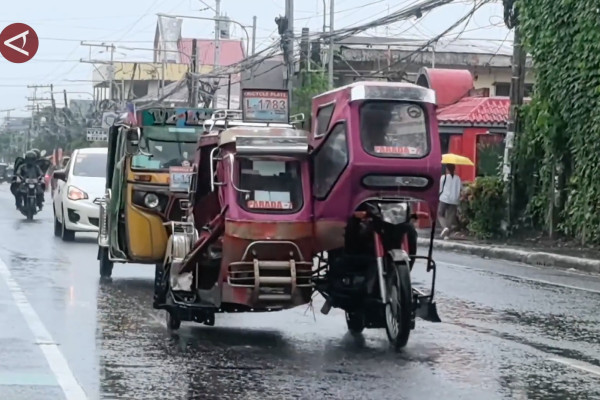 Badai tropis Bualoi hantam Filipina sebabkan 1,2 juta warga terdampak