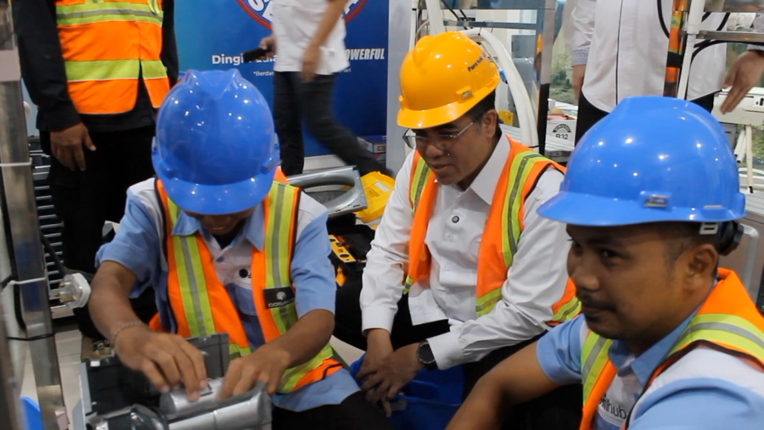 Menaker Yassierli soroti hasil nyata vokasi di Medan