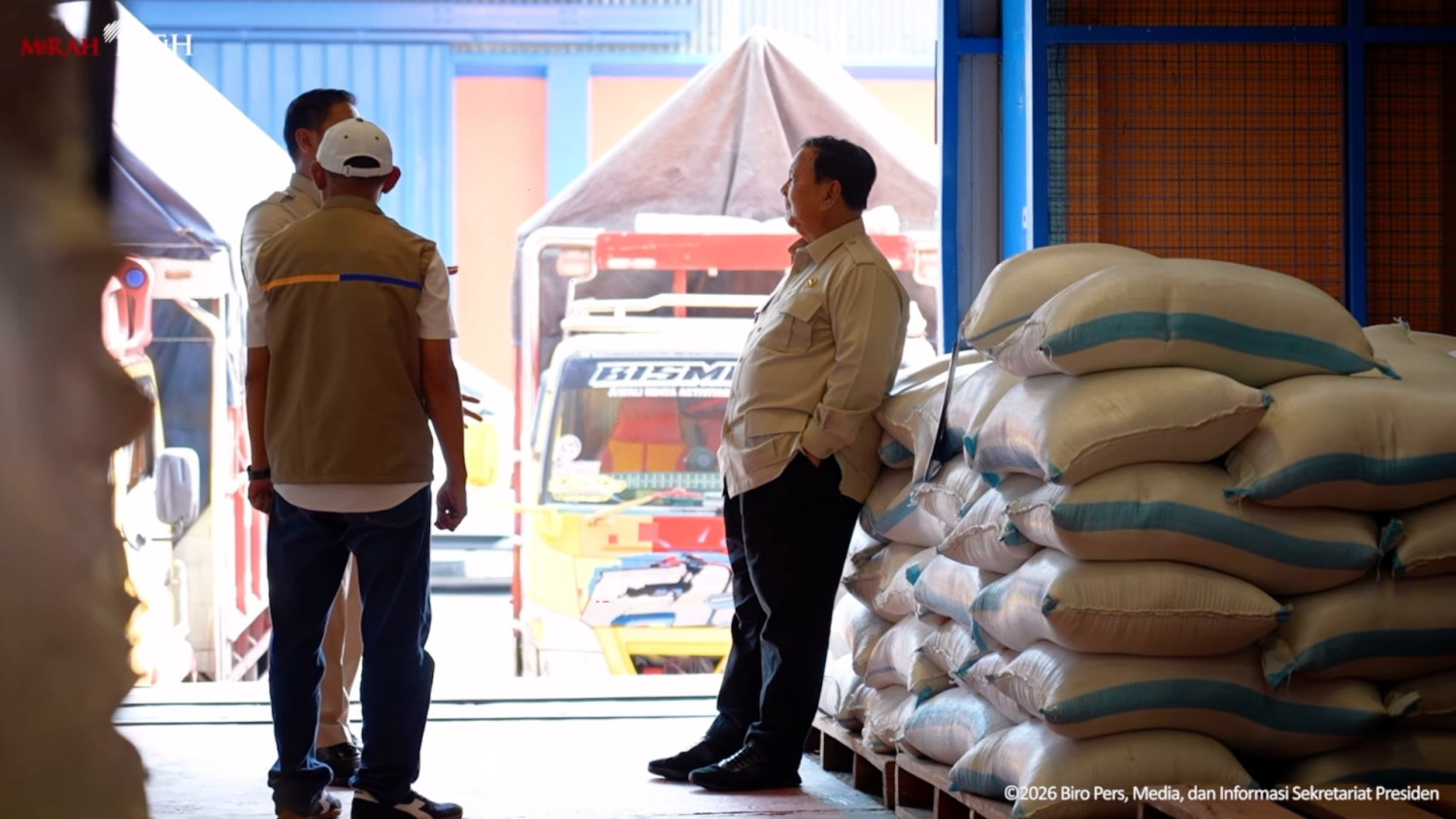 Presiden tinjau Gudang Bulog Danurejo, pastikan cadangan beras aman