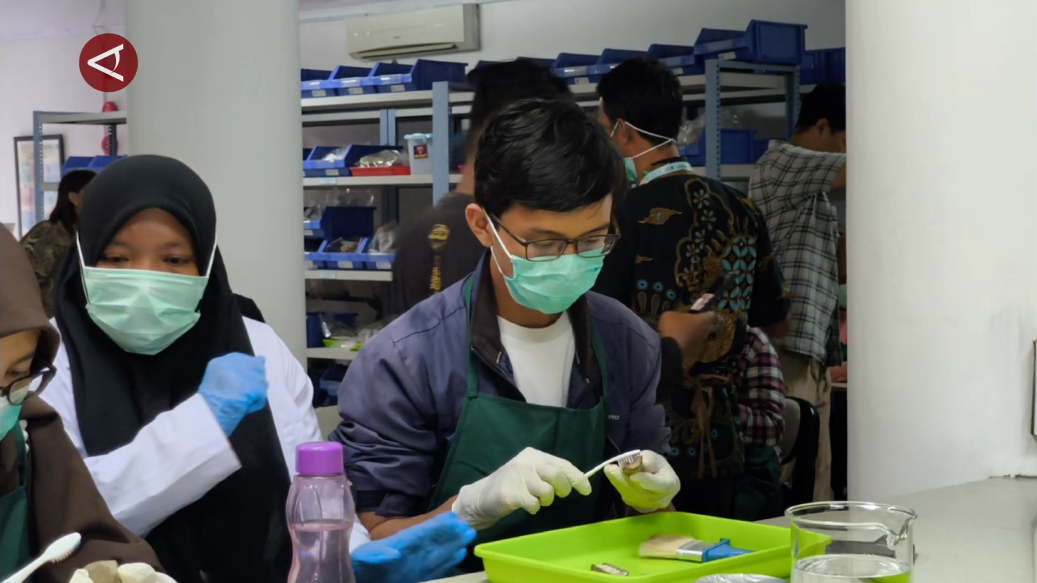 Serunya sehari menjadi dokter fosil di Museum Purbakala Bukuran