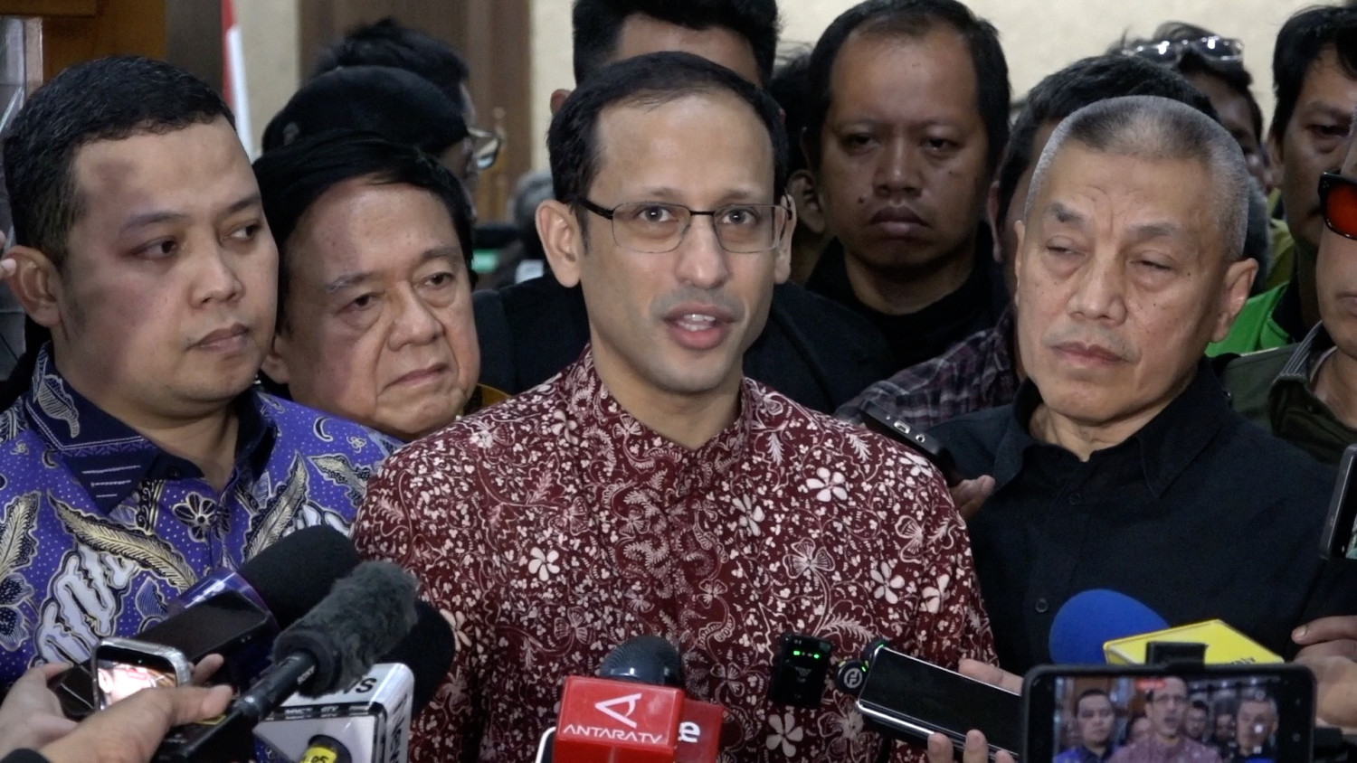 Nadiem tak sesali masuk pemerintahan meski dituntut 18 tahun penjara