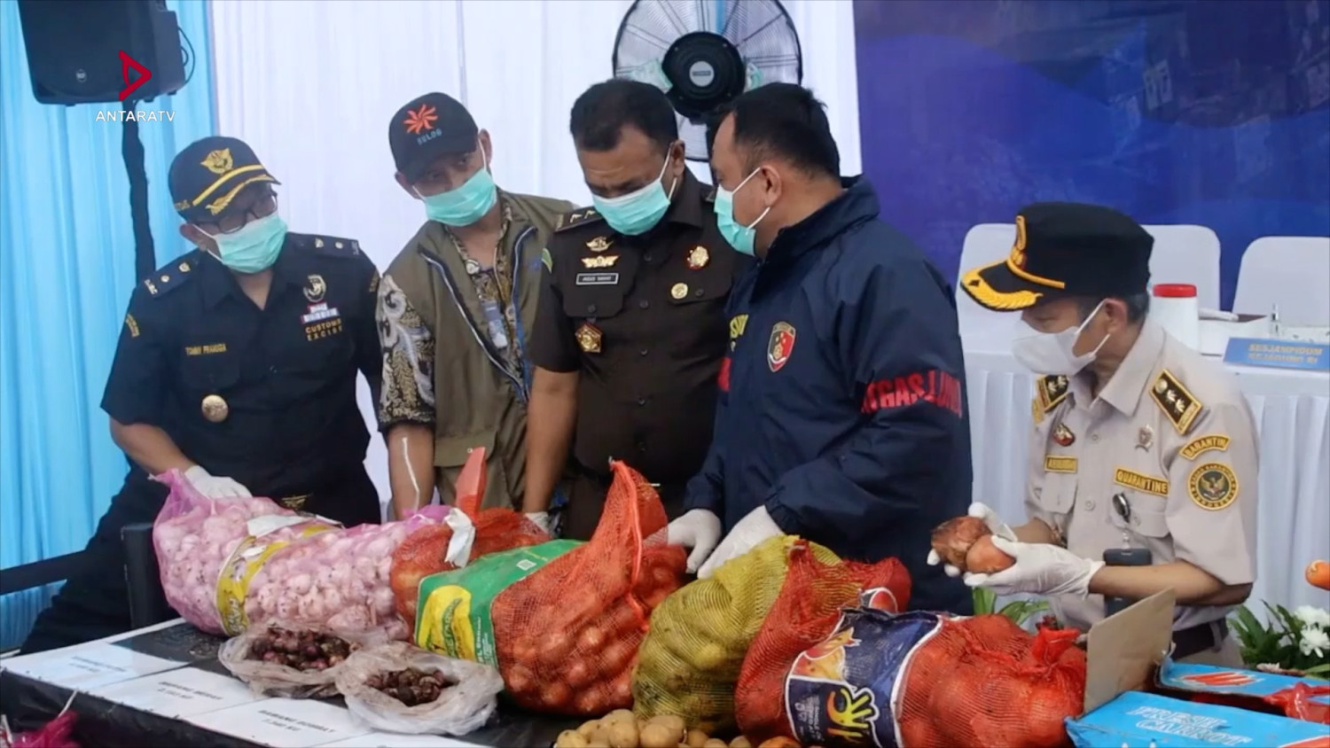 BKHIT Kalbar perketat pengawasan komoditas ilegal dari luar negeri
