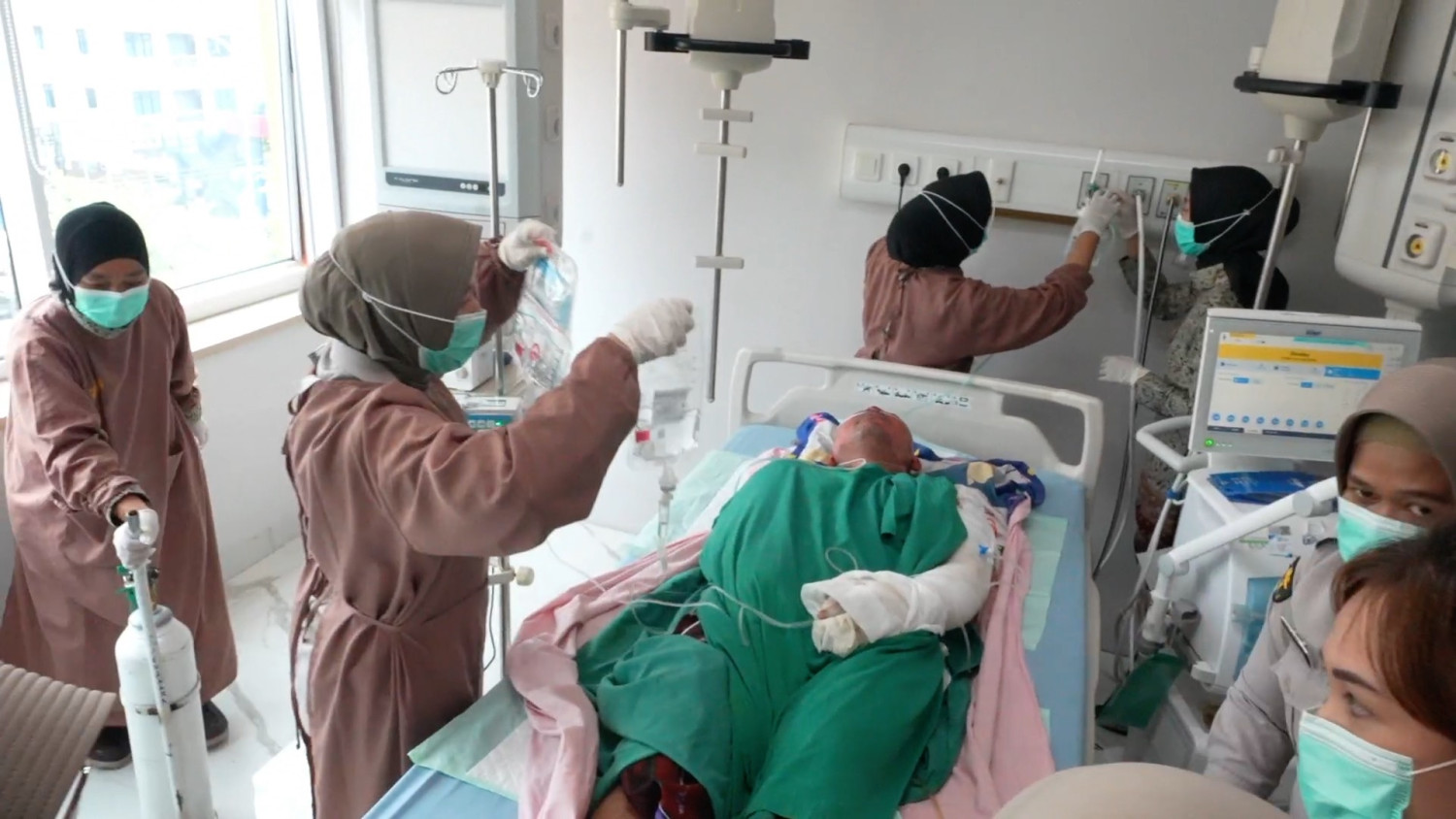 Dua korban selamat kecelakaan bus ALS jalani operasi debridement kedua