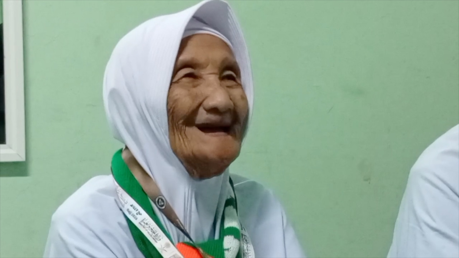 Peserta haji tertua Indonesia usia 105 tahun berangkat ke Tanah Suci