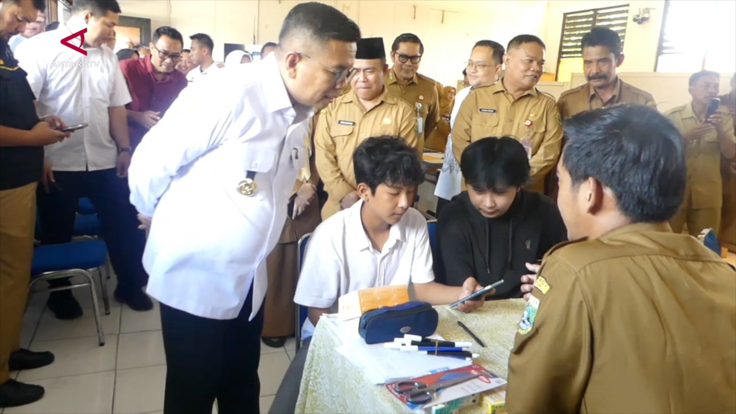 Gubernur Banten tinjau Pra-SPMB, pastikan transparan dan adil