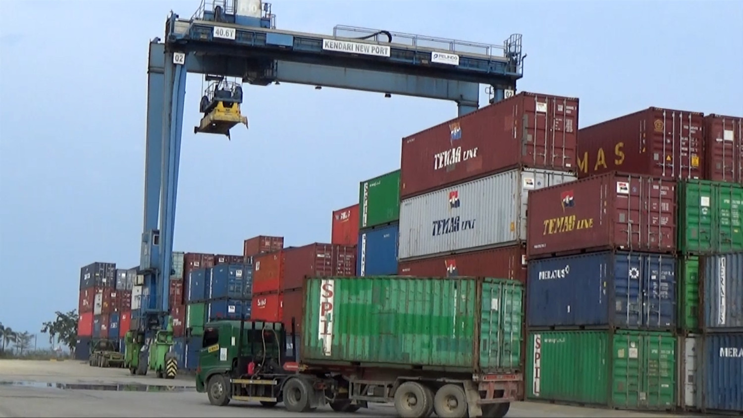 Lampaui target setahun, penerimaan Bea Cukai Kendari capai Rp179,1 M