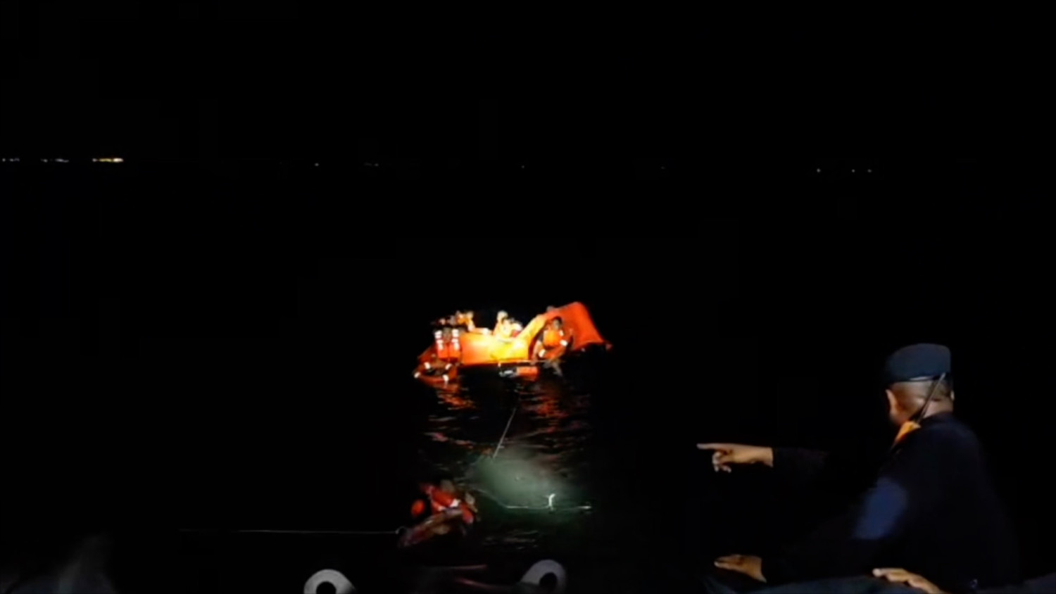 Kurang dari 24 jam, KSOP Batam berhasil selamatkan ABK kapal karam - ANTARA News